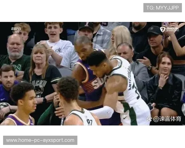 字母哥篮下连续攻破,雄鹿主场掌声雷动 字母哥篮下连续攻破,雄鹿主场掌声雷动